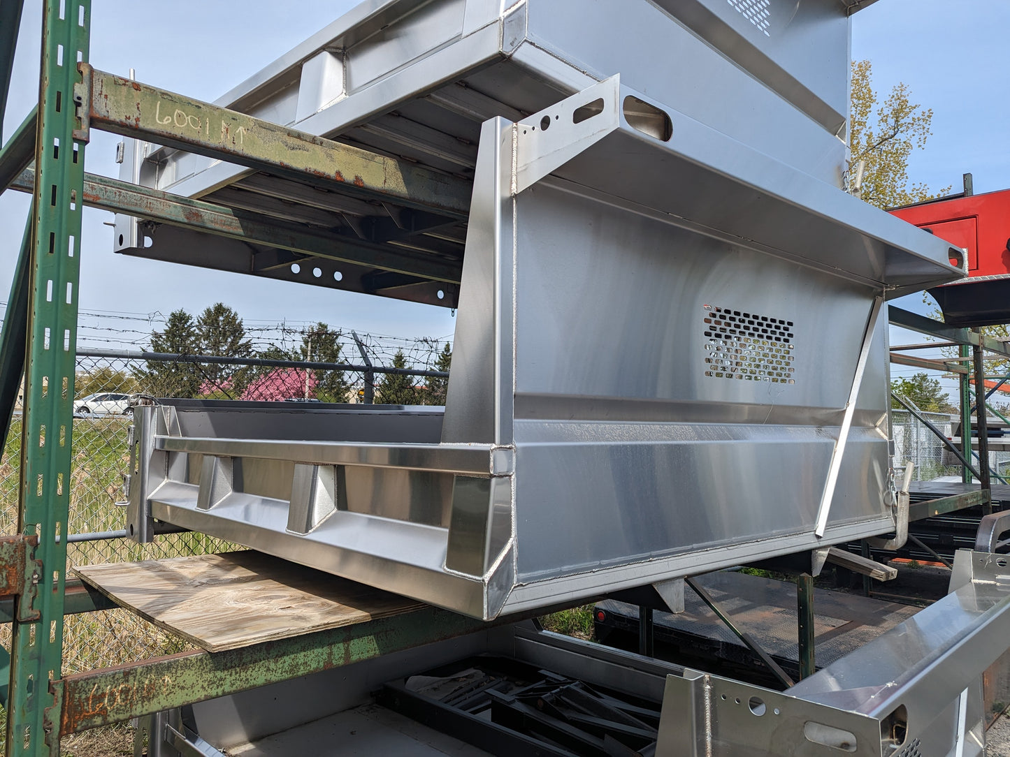 Brave Series Stainless Steel Dump Body 2-3 YD